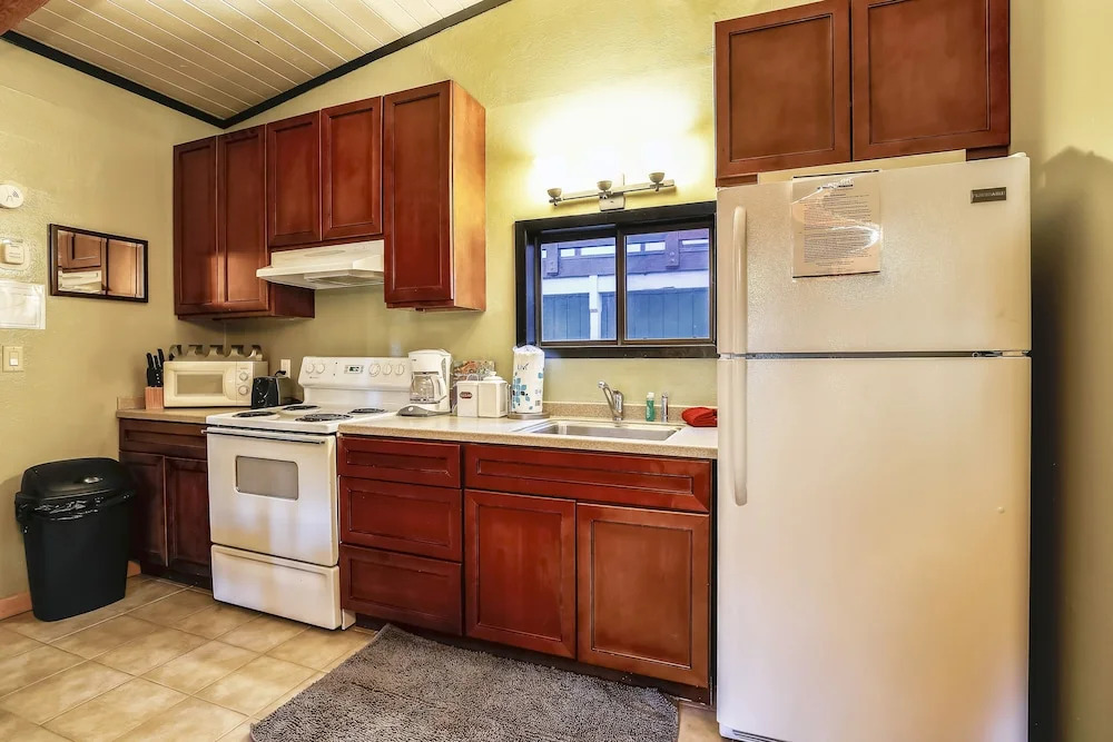 Studio with Central South Lake Tahoe Location Apts