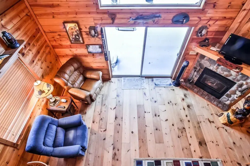 Bear Den Too - Hiller Vacation S 2 Bedroom Cabin