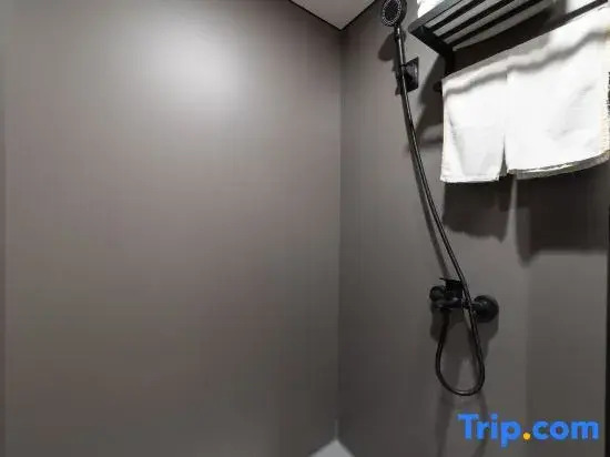 Xinjia Chain Hotel