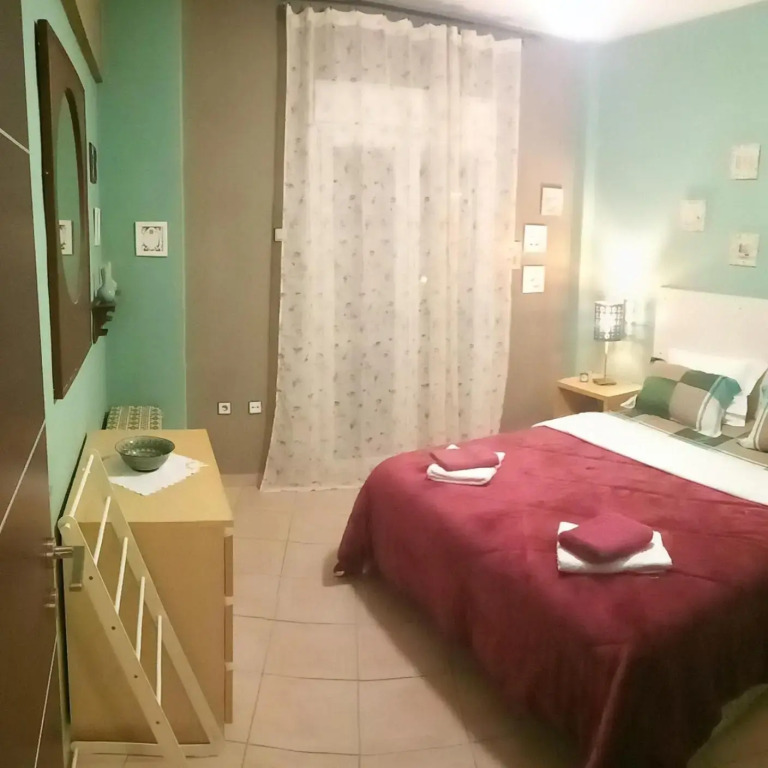 Spacious Cosy Apt (up to 5 guests)