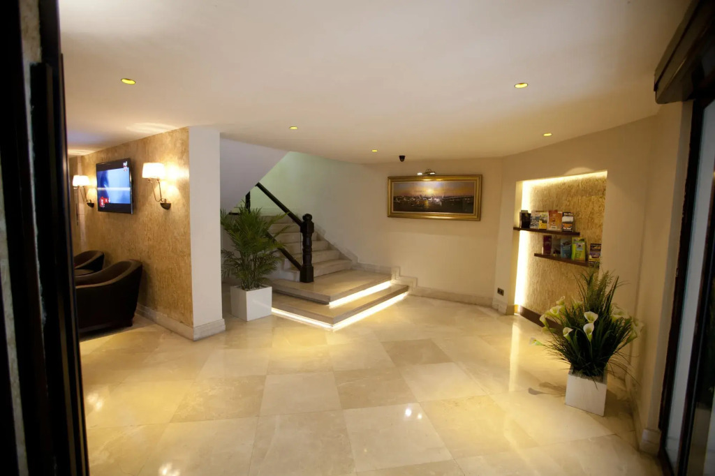 Grand Laleli Hotel