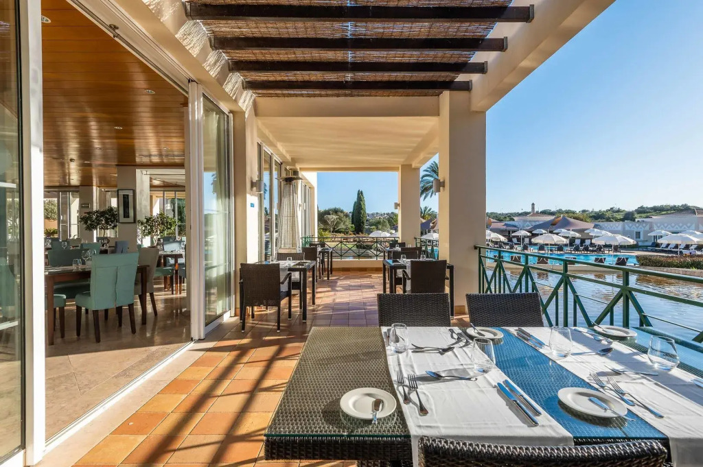 Vale dOliveiras Quinta Resort & Spa