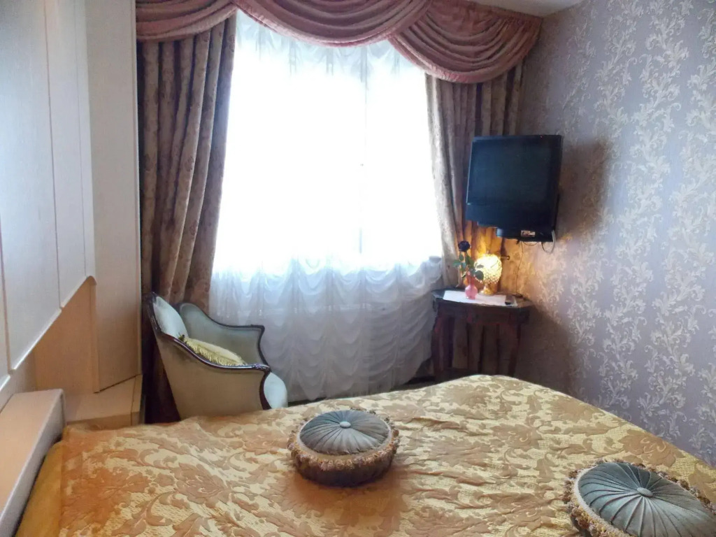 Weena House