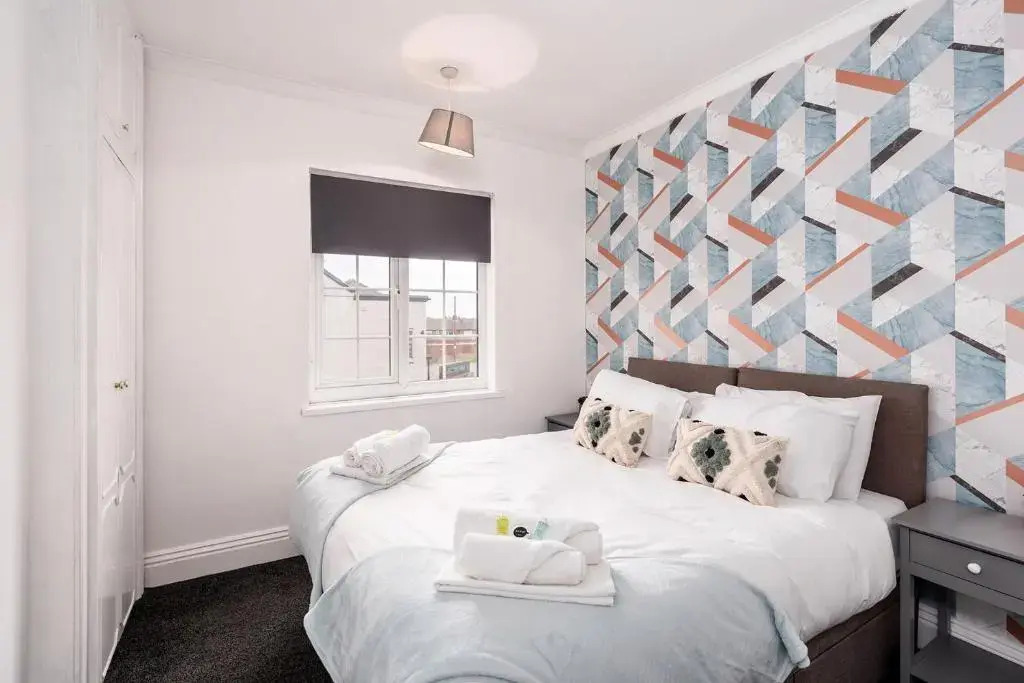 Contractor & Leisure & Airport & Central Location & Free Parking
