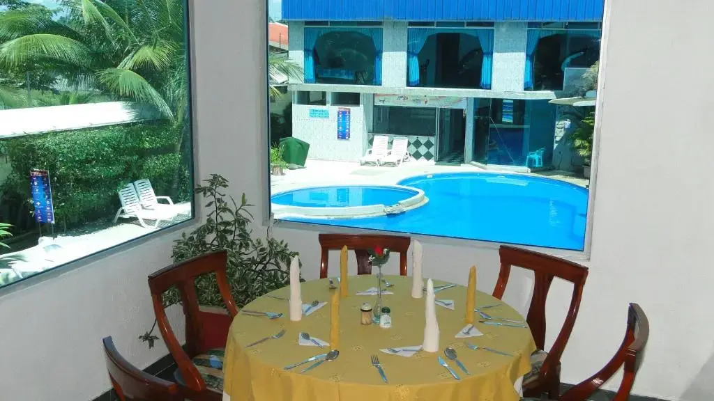 Hotel La Cascada - Lago Agrio