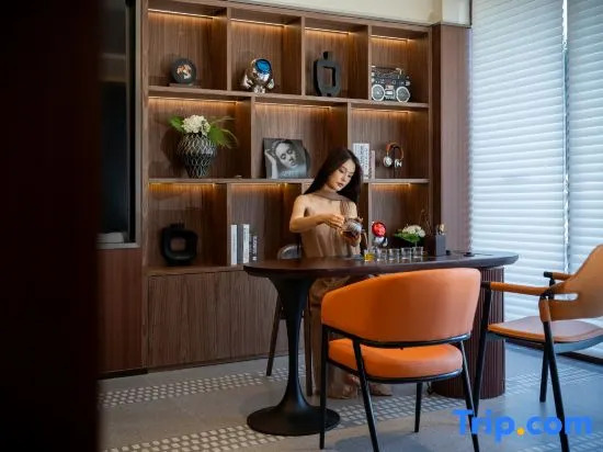 FUNGEE Hotel