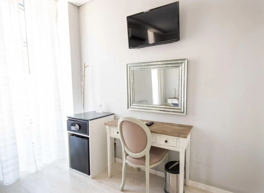 Grande Pensao Residencial Alcobia