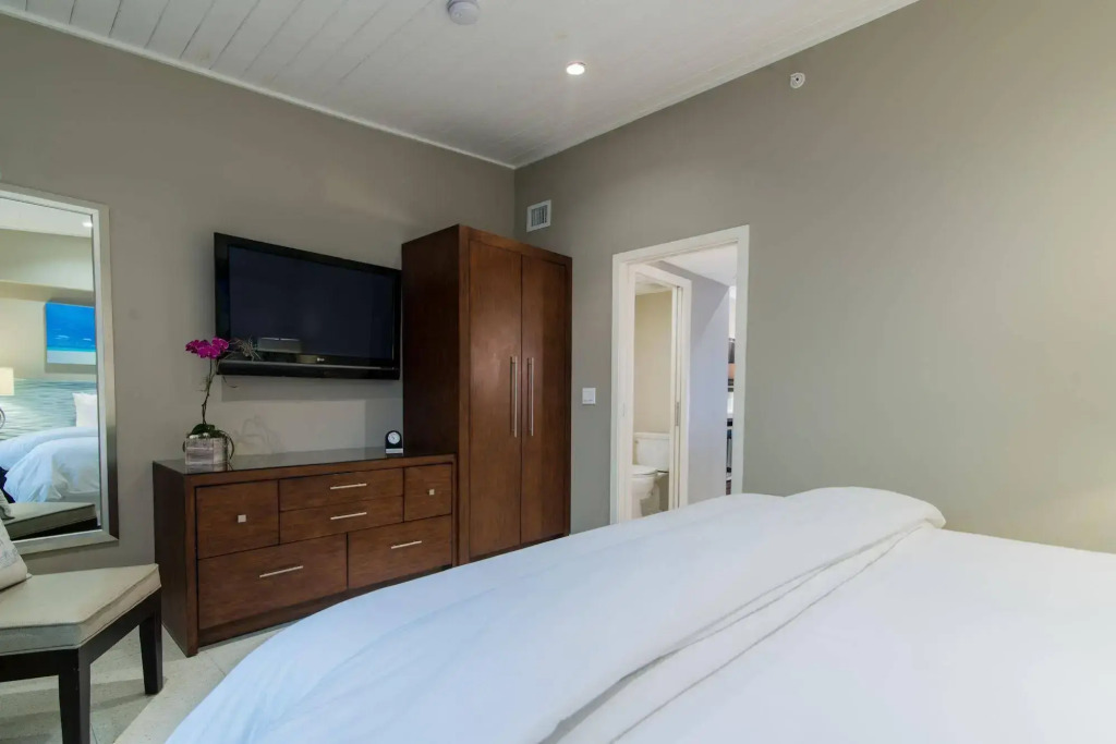 Orchid Key Inn
