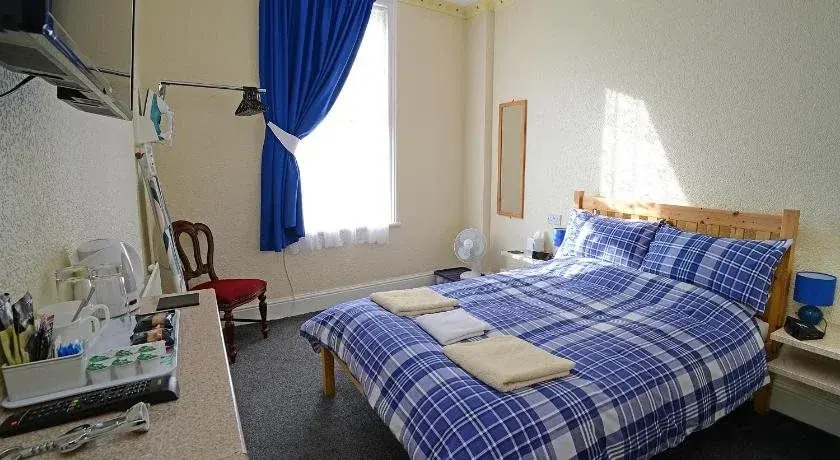 Lynmoore Guest House