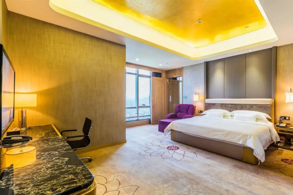 Venus Royal Hotel