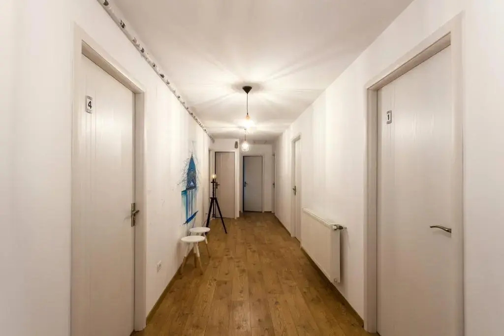 Benjamin Franklin no. 9 Suite
