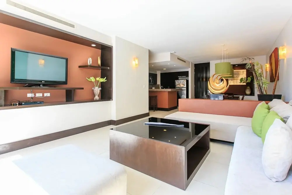 Aldea Thai 1126 2 Bedrooms by RedAwning