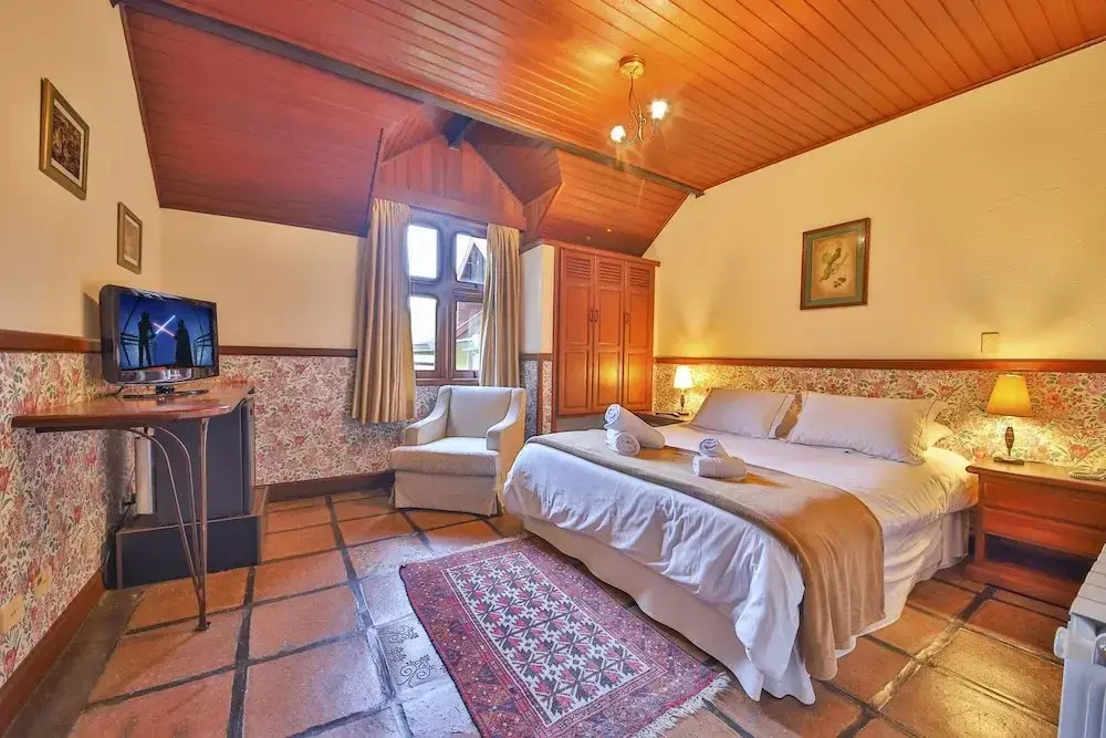 Esquilo Hotel