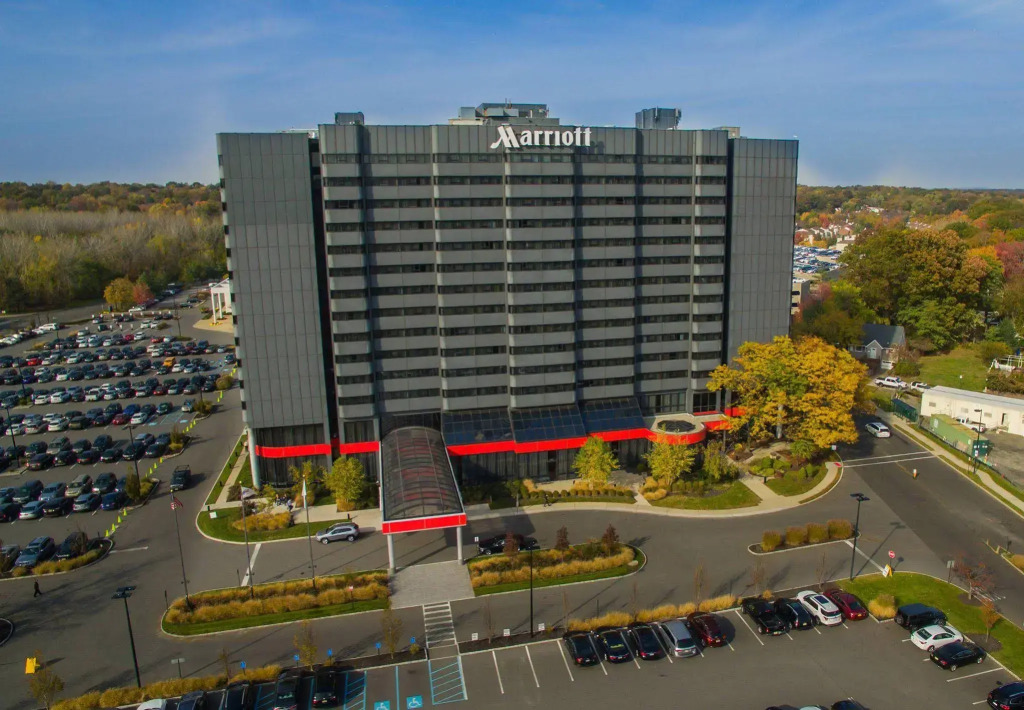 Teaneck Marriott at Glenpointe