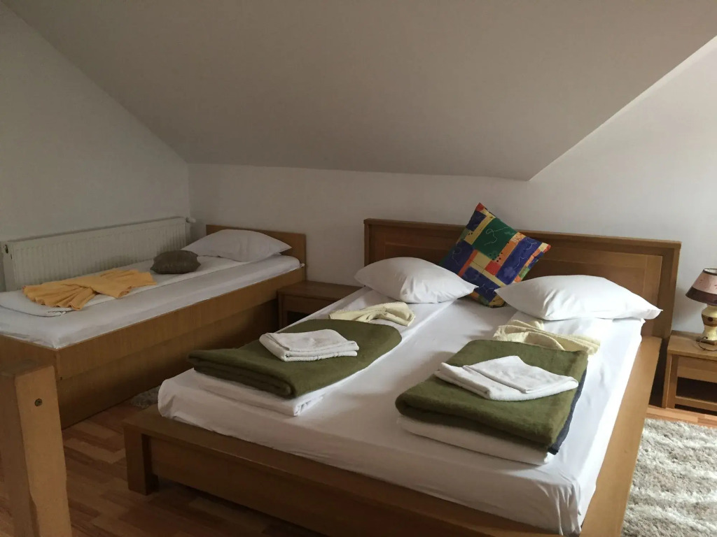 Pensiunea Buon Gusto Sibiu-motorcyle friendly,city center