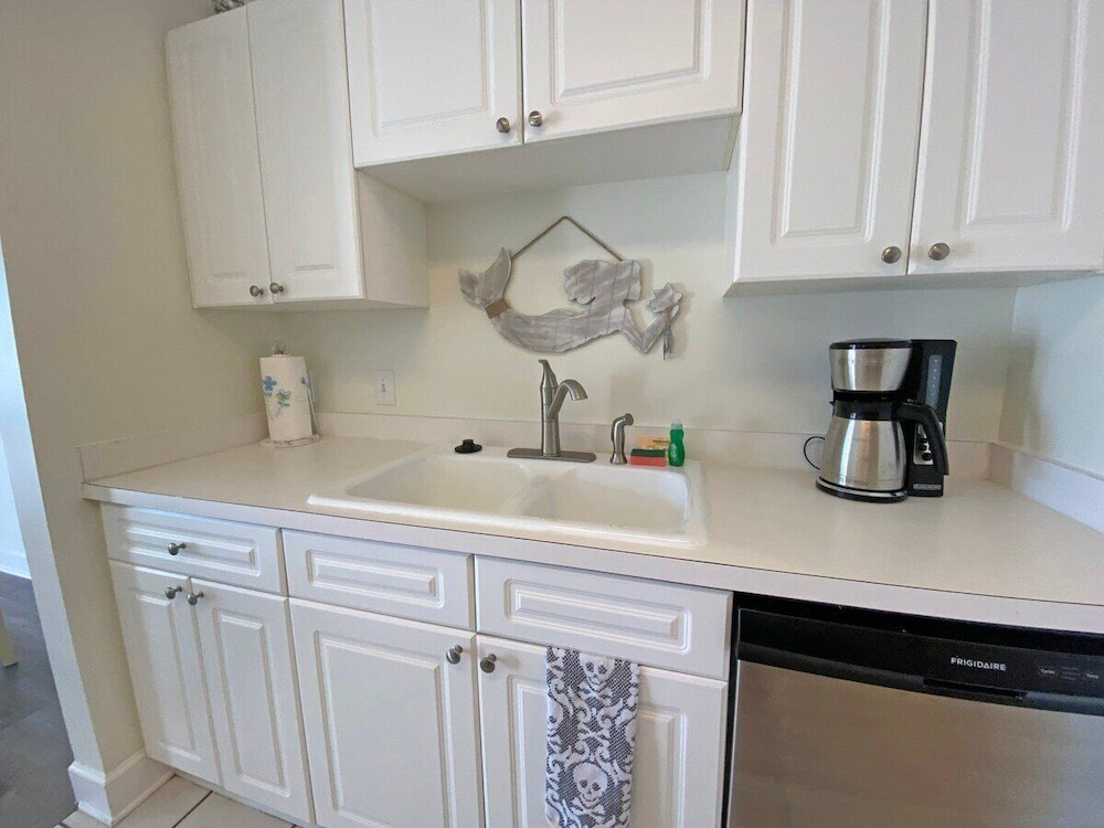 Magnolia North 4856-303