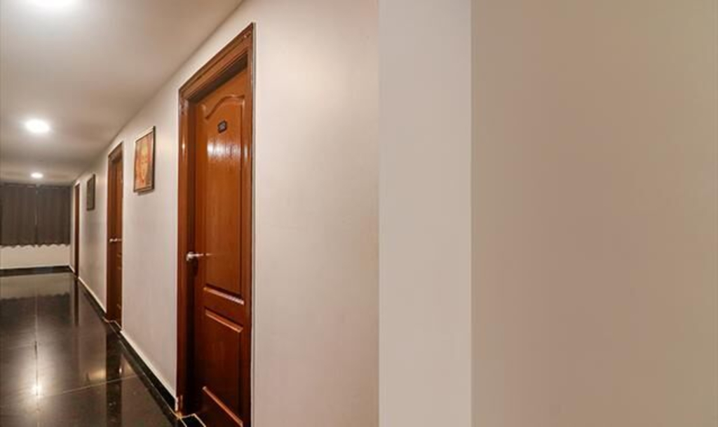 FabHotel Frenotel - Madhapur
