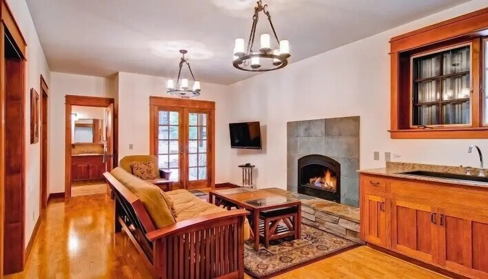 Scenic Wonder Ahwahnichi Lodge 3 Bedroom