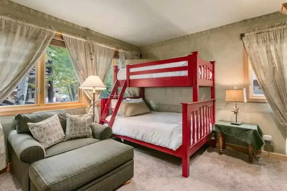 Trail's End Lodge - 4 Bedroom Condo Residence w/ Spa #13 by Deer Valley Resort
