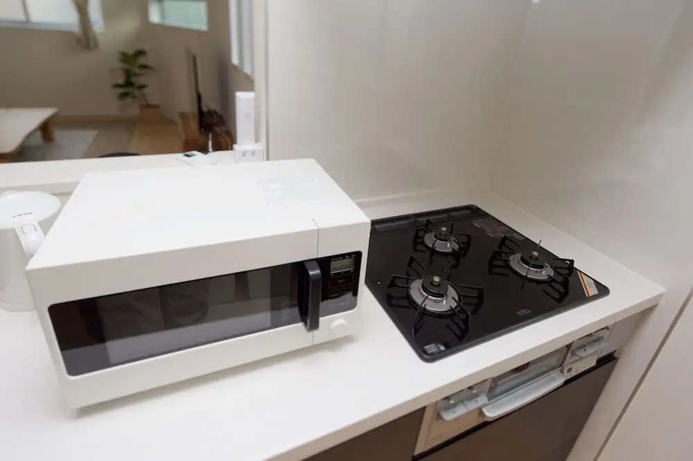 Nishi-Sugamo Guest House. 2min to Nishi-Sugamo Sta. 13min to Ikebukuro Sta.