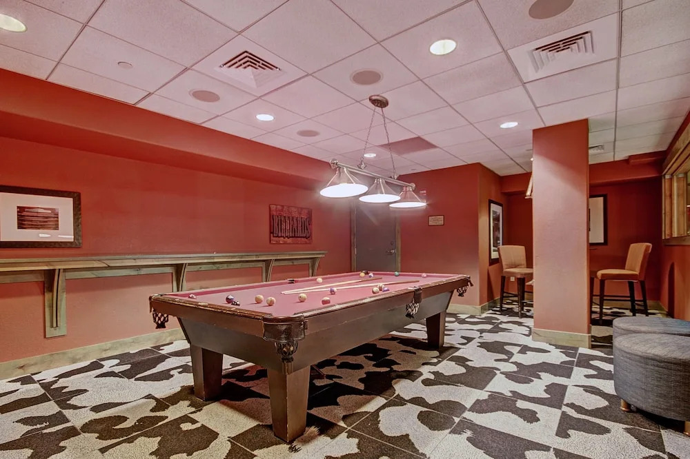 Luxury One Bedroom  At Base Of Peak 8! Condo by RedAwning