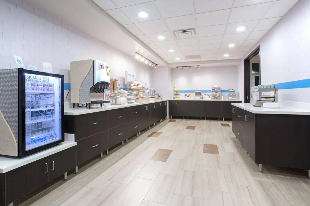 Holiday Inn Express & Suites - Rapid City - Rushmore South by IHG