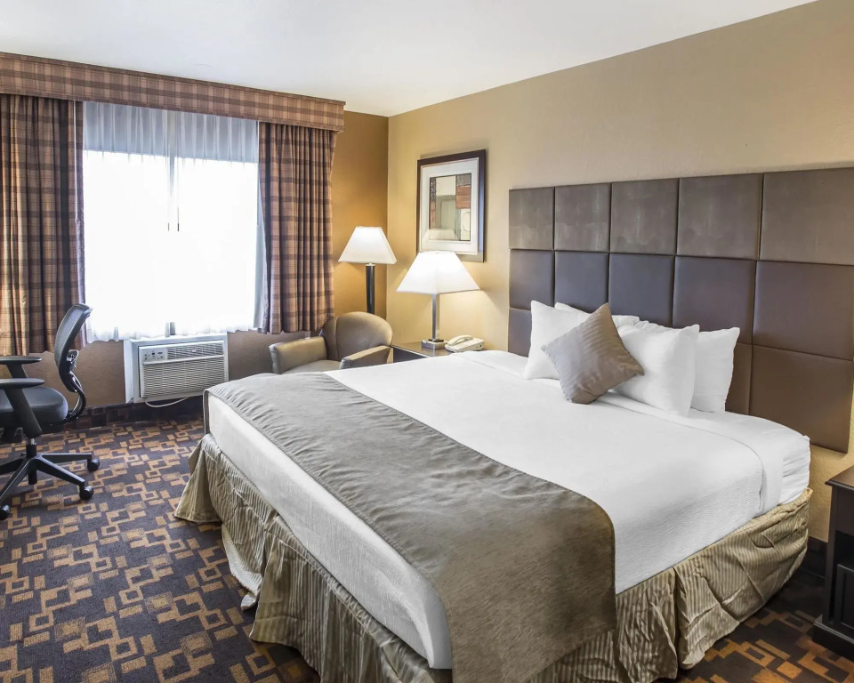 Quality Inn & Suites Denver Stapleton