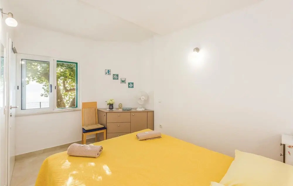 Stunning Home in Podgora w/ Wifi and 1 Bedrooms