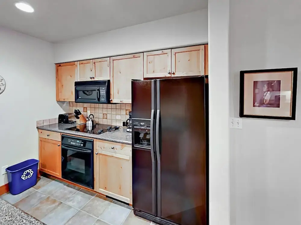 2920 Village Dr Condo Unit 2209 1 Bedroom 1 Bathroom Condo