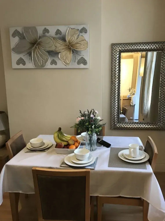 Cedar Villa - Perfect For Longer Stays