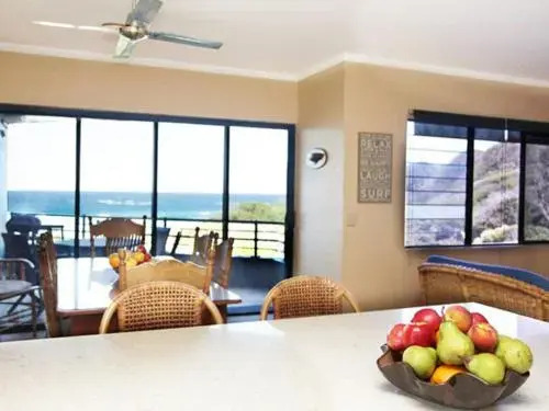 Mintee 3 by Discover Stradbroke