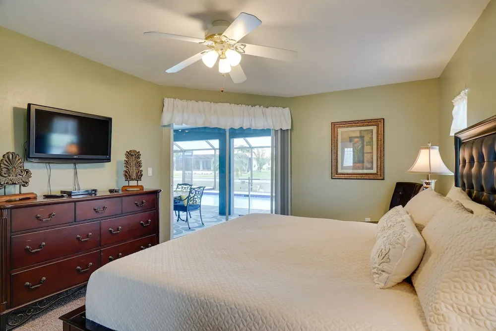Chic Cape Coral Retreat w/ Pool & Canoe Access
