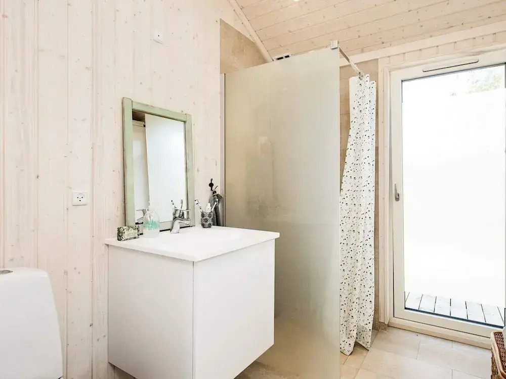5 Star Holiday Home in Hals