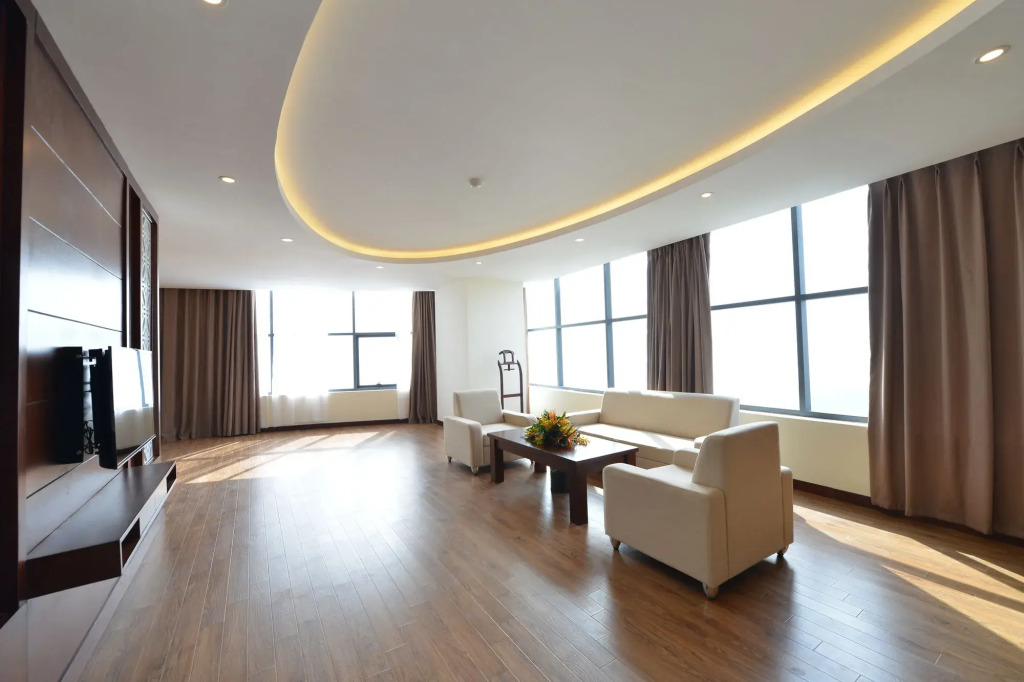 Muong Thanh Grand Cua Lo Hotel
