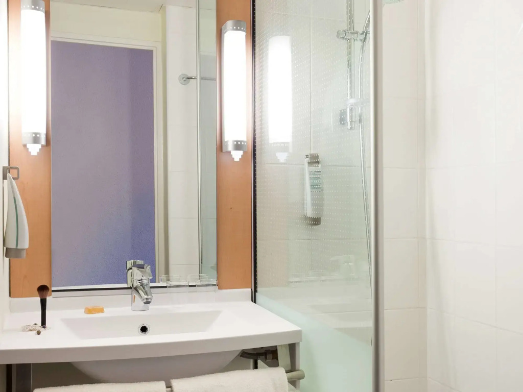 B&B HOTEL Marseille Prado Parc des Expositions