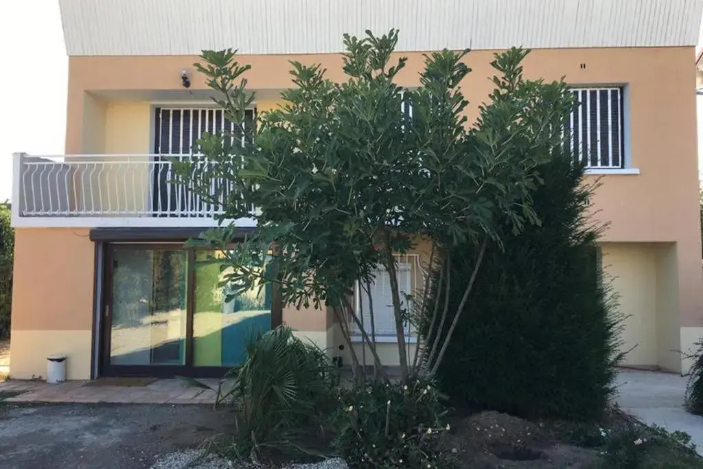 Irigny: Maison Calme a 10 Minutes de Lyon