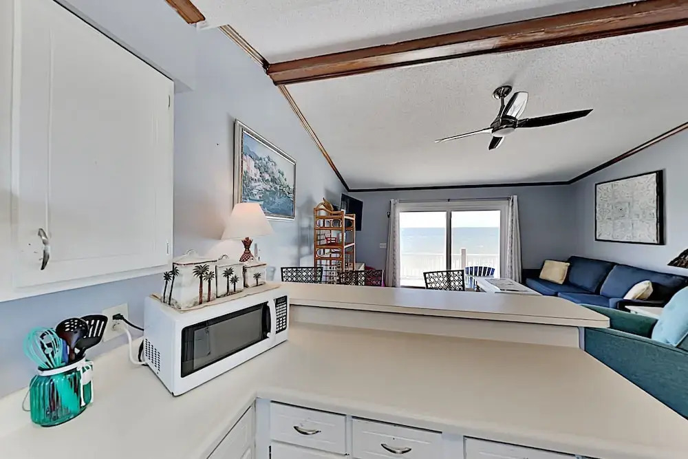 Beachfront Sun-kissed West - 1 Mile To Kiva Dunes 2 Bedroom Duplex