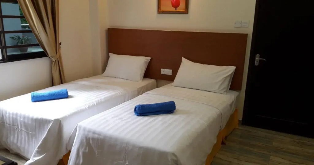 TULIP HOTEL & APARTMENT