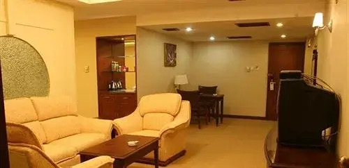 Anhui Fuyang Guomao Hotel - Fuyang