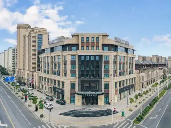 Dishang Boutique Hotel (Shanghai Lingang Baolong Plaza Branch)