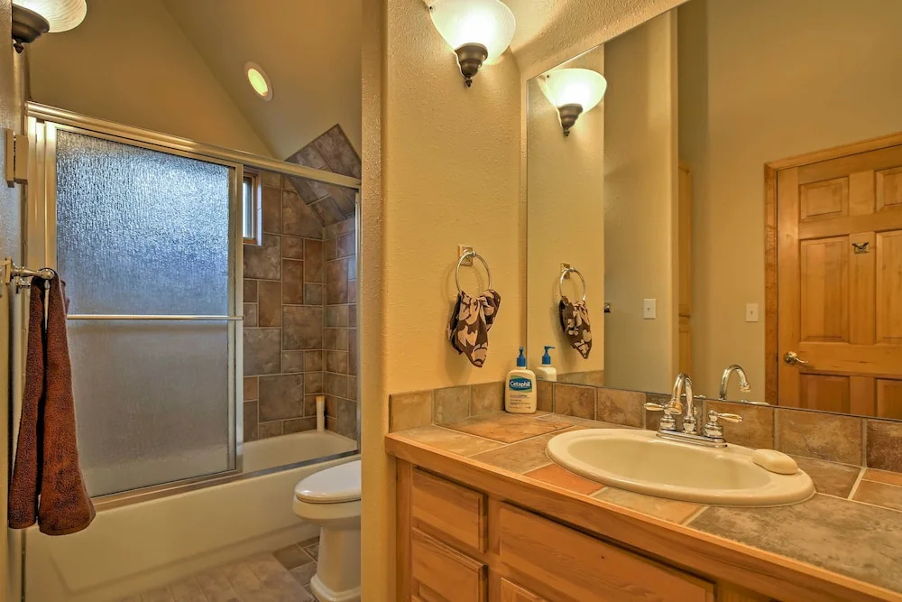 Expansive Hartsel Home w/ Mtn Views Near Hiking