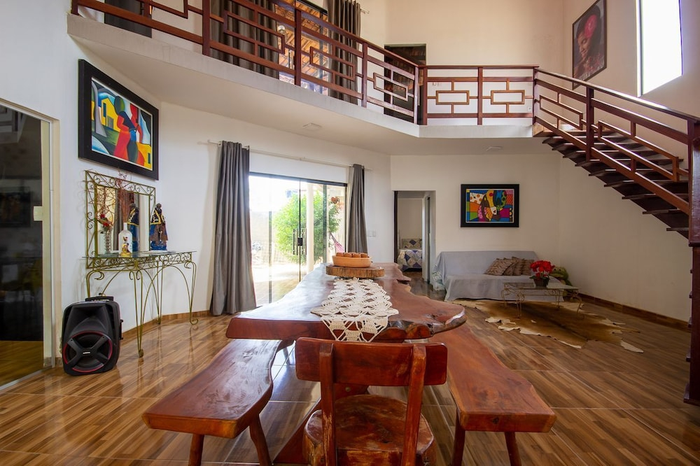 Casa com 3 Su tes Climatizadas na Ilha da Croa