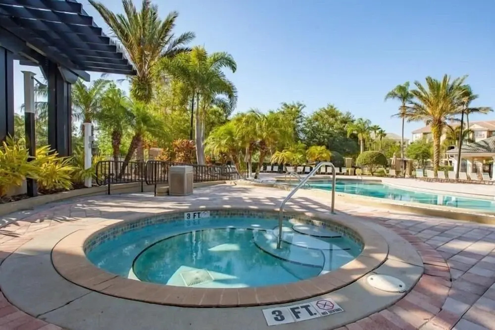 Vista Cay Resort, next to Universal #821