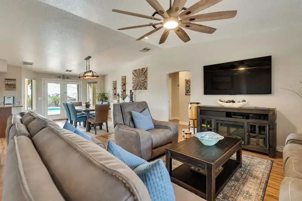 Havasu Oasis w/ Pool & Spa on Quiet Cul-de-sac