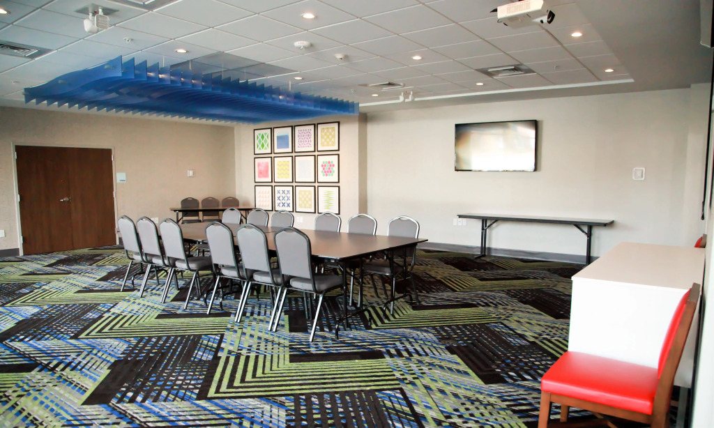 Holiday Inn Express & Suites Nashville North - Springfield by IHG