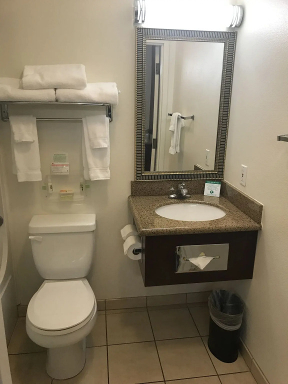 Holiday Inn Redding by IHG
