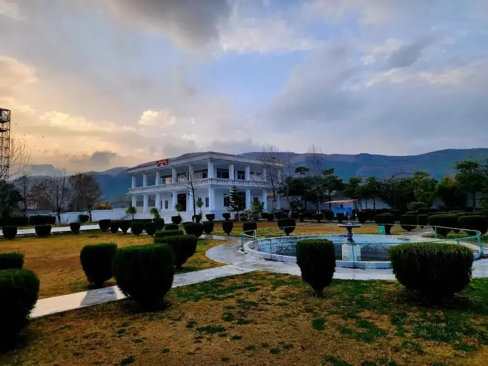 Orange Lake Resort Khanpur Pakistan