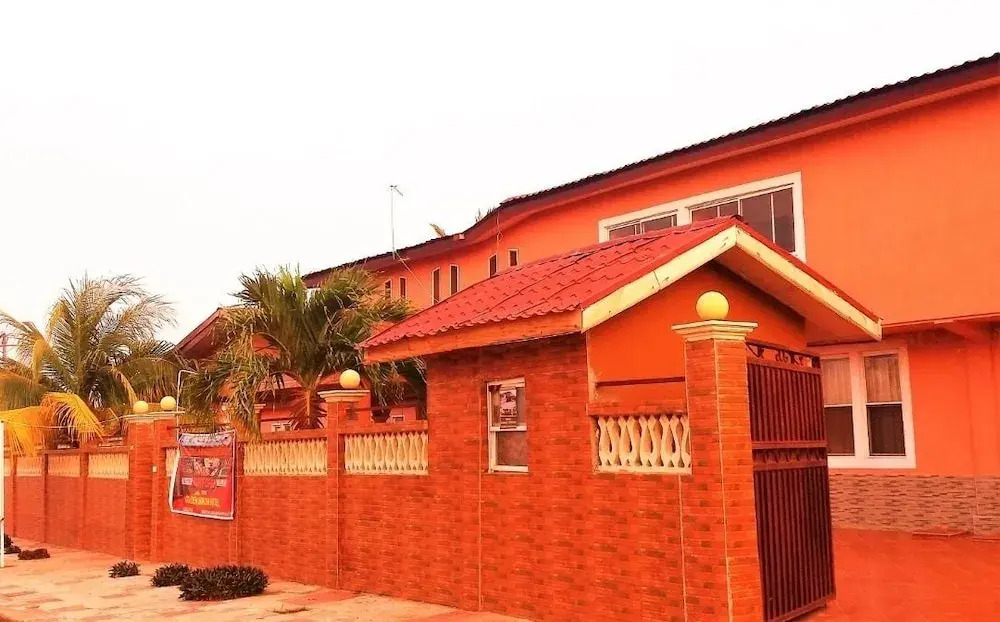 Golden Simcha Hotel