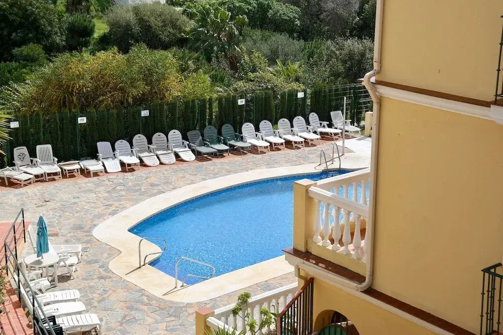 El Faro Vacational Home With Pool
