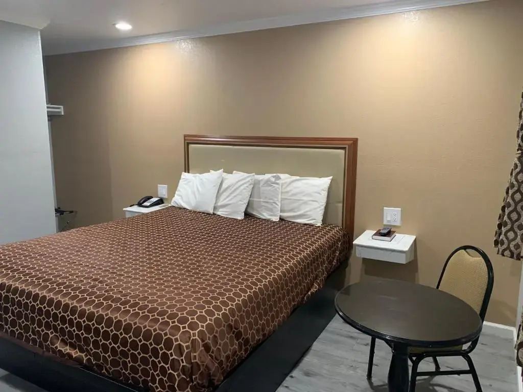 Colusa Motel